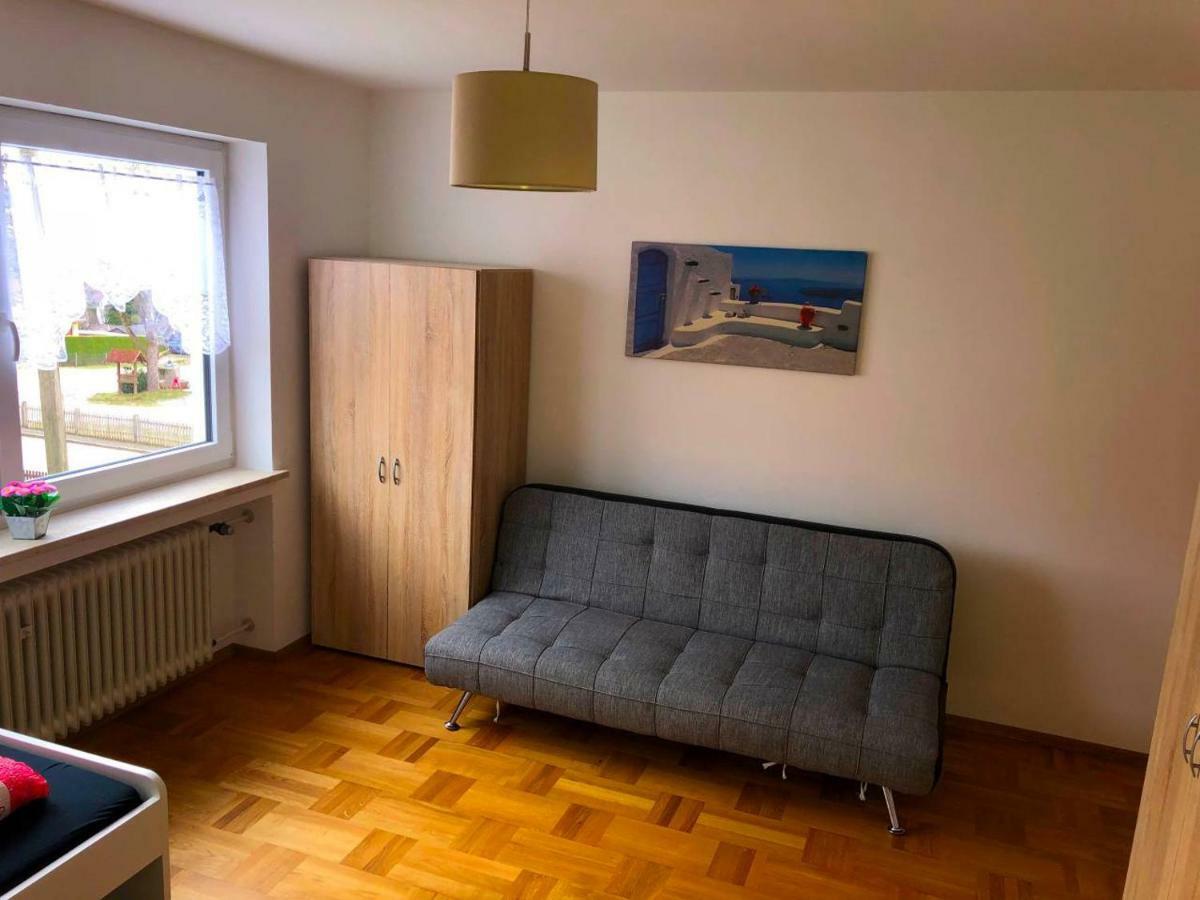 Ferienwohnungen / Ferienhaus Adelsried Esterno foto