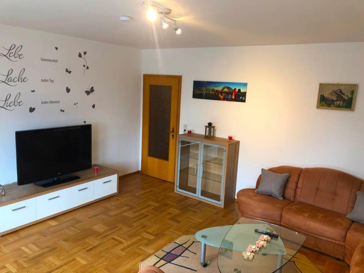 Ferienwohnungen / Ferienhaus Adelsried Esterno foto