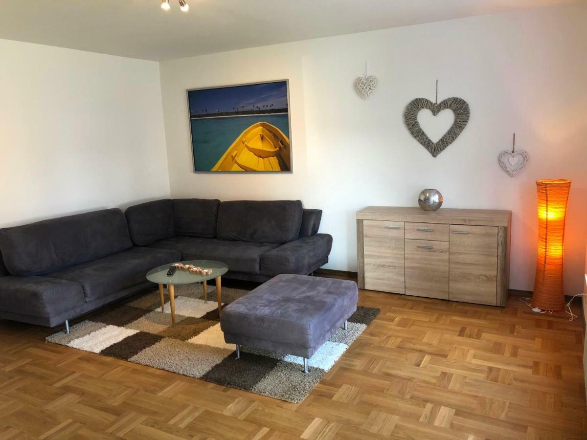 Ferienwohnungen / Ferienhaus Adelsried Esterno foto
